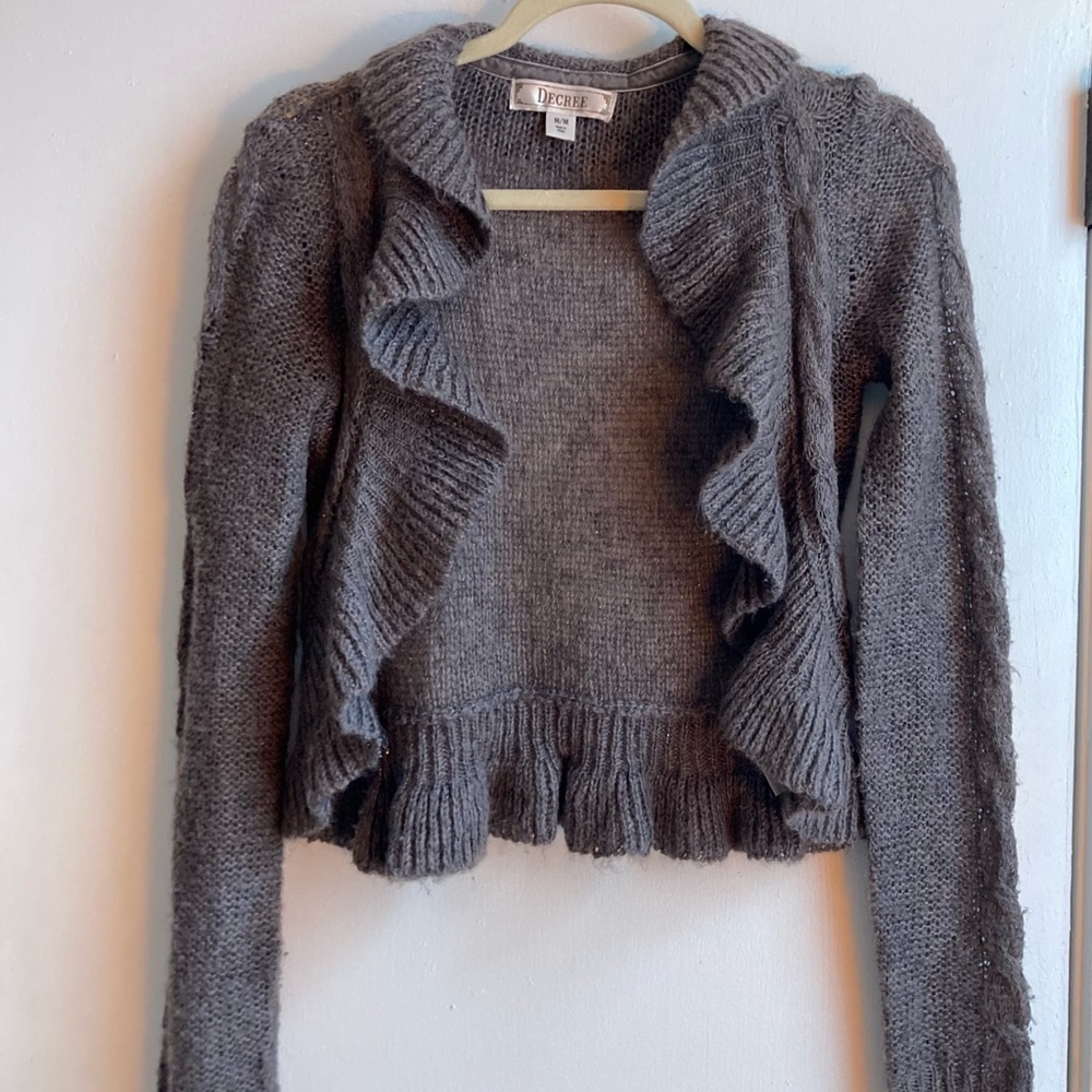 Y2K Decree sweater!